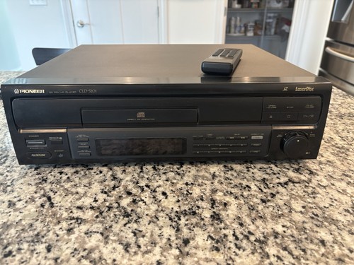 Pioneer laser disc player - disc,